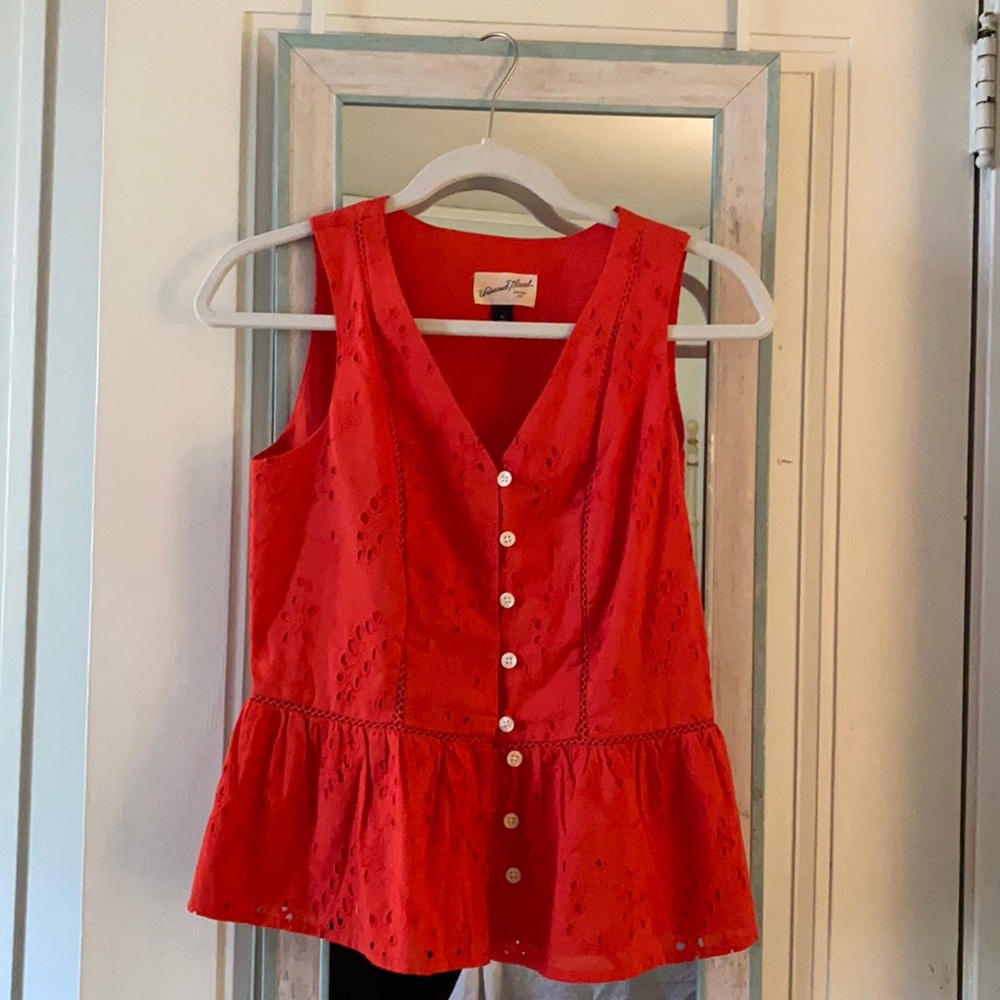 Universal Thread Women’s Red Blouse